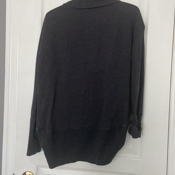🧵 3/$25 -old navy cocoon sweater cardigan - Picture 5 of 5